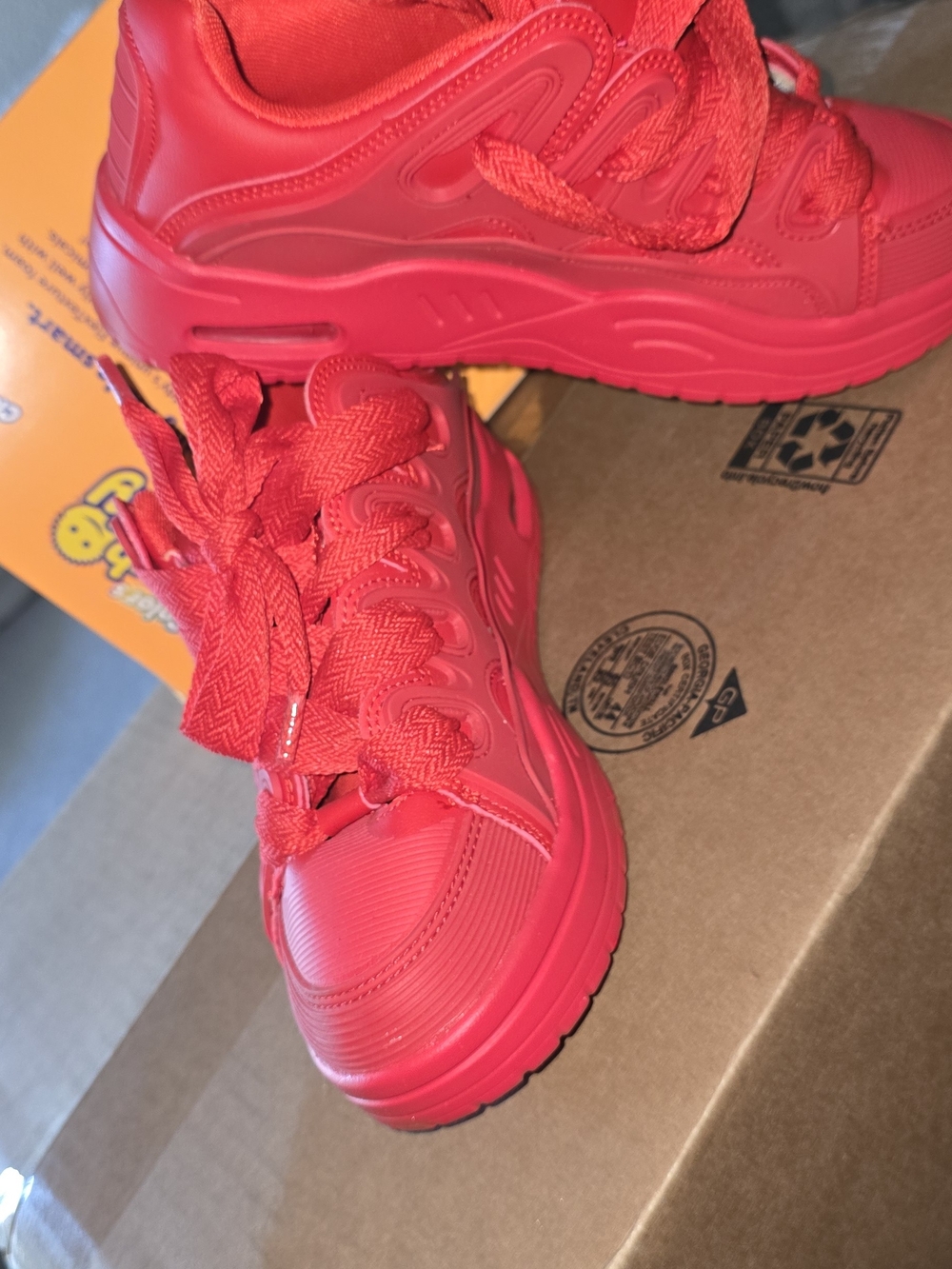 Korr-Red Women's Athletic Sneakers in Red